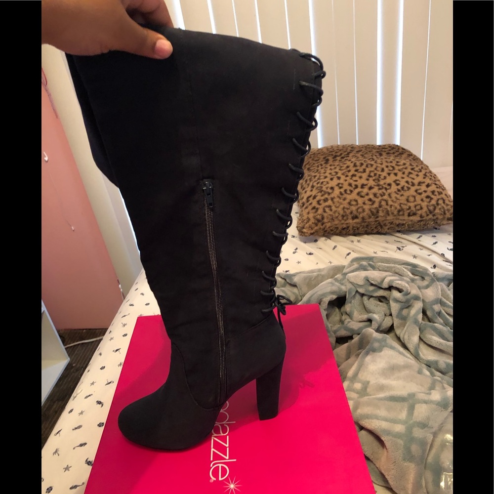 Shoe dazzle Cassandra wide calf boots